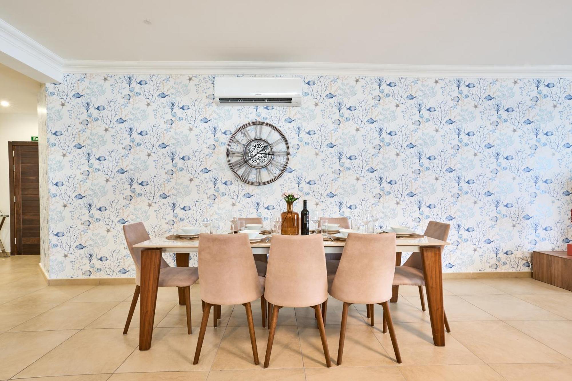 Stunning 3-Bedroom Seaview Retreat In Fort Cambridge Sliema Luaran gambar
